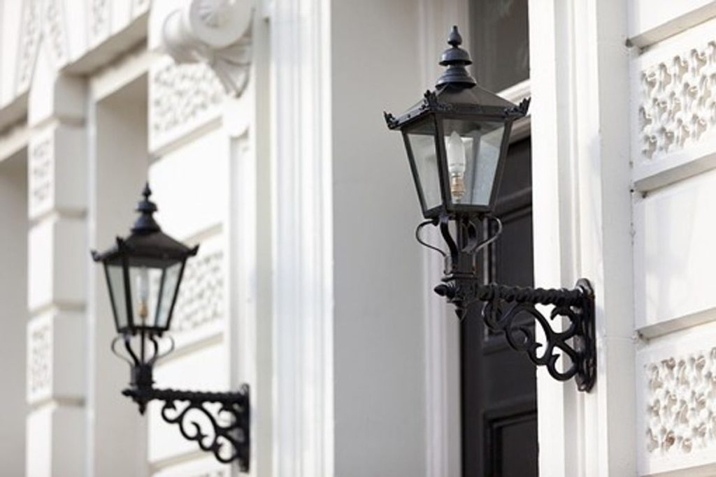Outdoor Wall Lighting