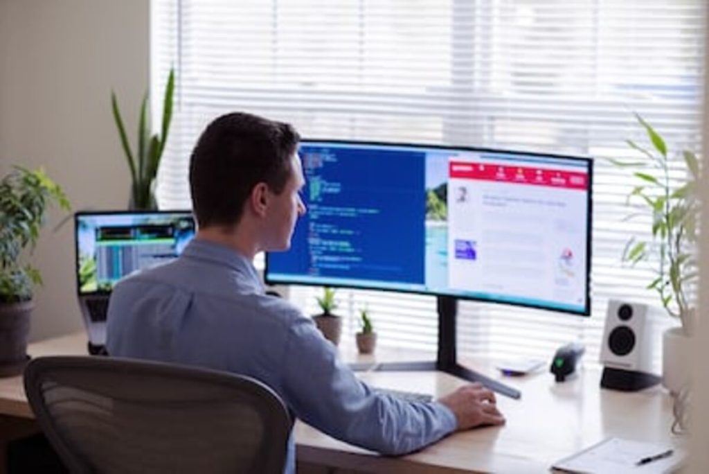 نرم افزار CRM