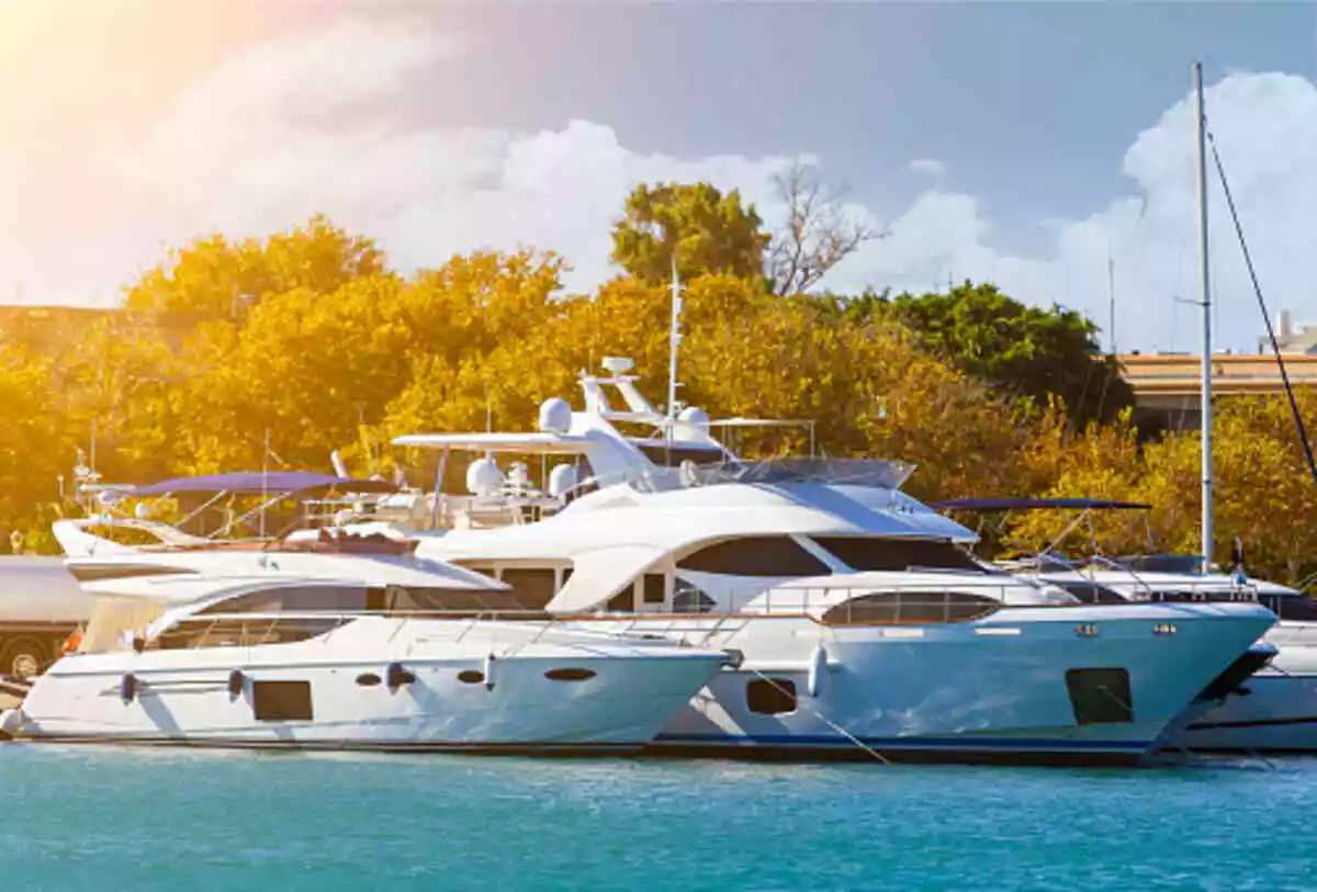 Yacht Charter in Barcelona: Top 5 Yacht Brands